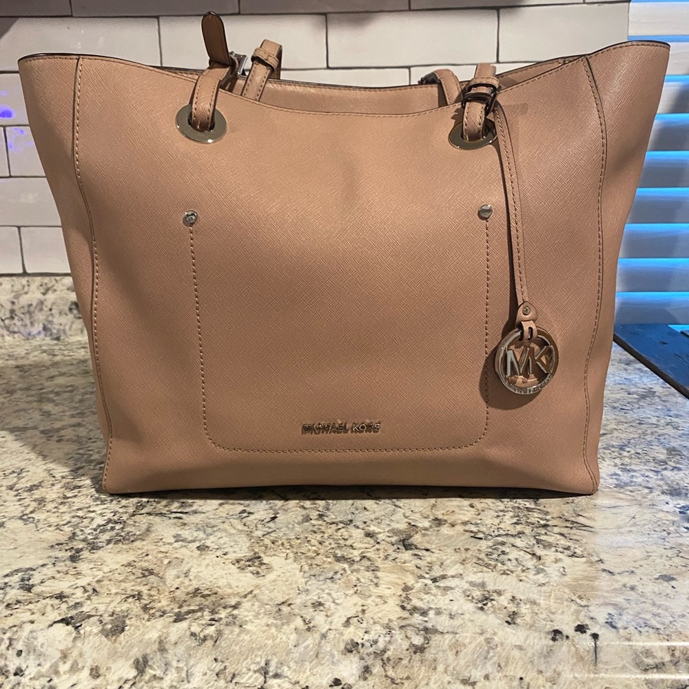 Rose Michael Kors bag